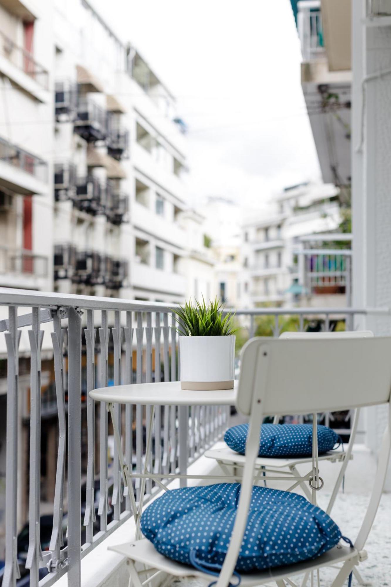 Divine 1Br Apartment Near The Acropolis Museum Atina Dış mekan fotoğraf